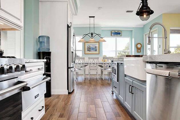 Stainless Steel Kitchen